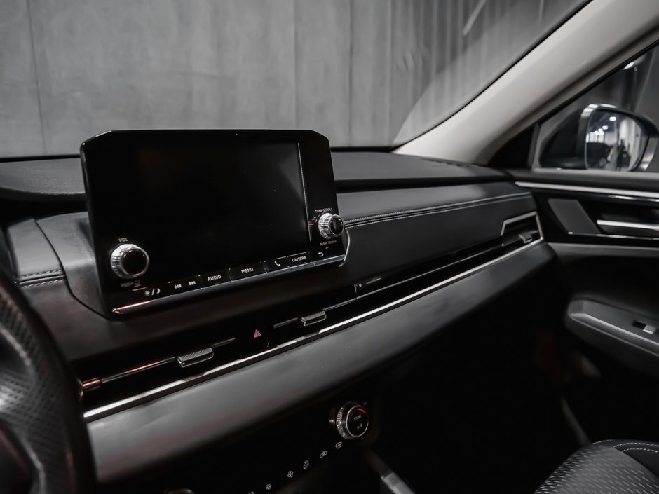 Mitsubishi Outlander ES 2024-9