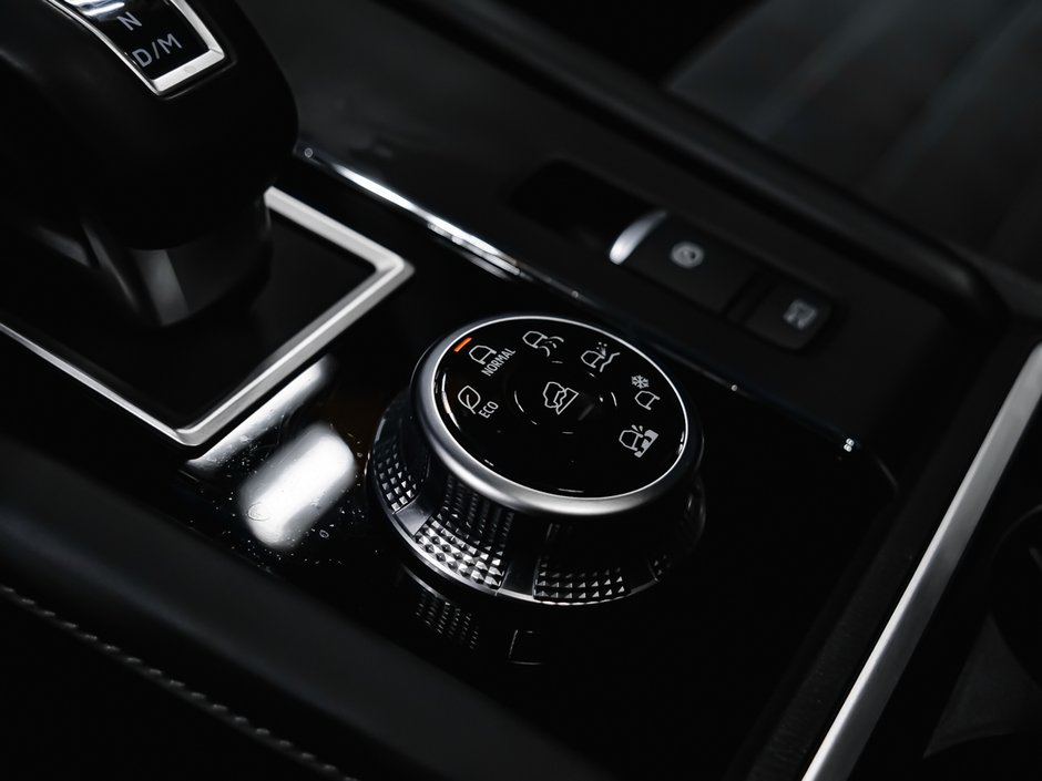 2024 Mitsubishi Outlander-10