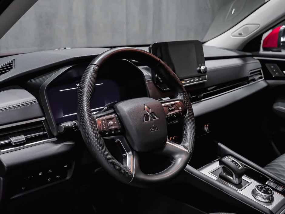 2024 Mitsubishi Outlander Plug-In Hybrid GT SIÈGES EN CUIR SYSTÈME DE SON BOSE PREMIUM-11