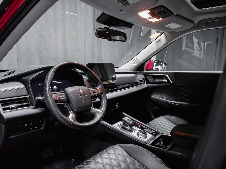 2024 Mitsubishi Outlander Plug-In Hybrid GT SIÈGES EN CUIR SYSTÈME DE SON BOSE PREMIUM-9