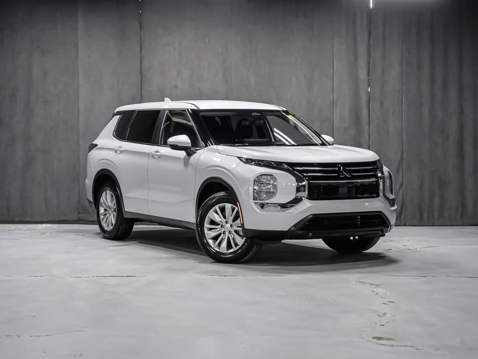 Mitsubishi Outlander ES 2025-1