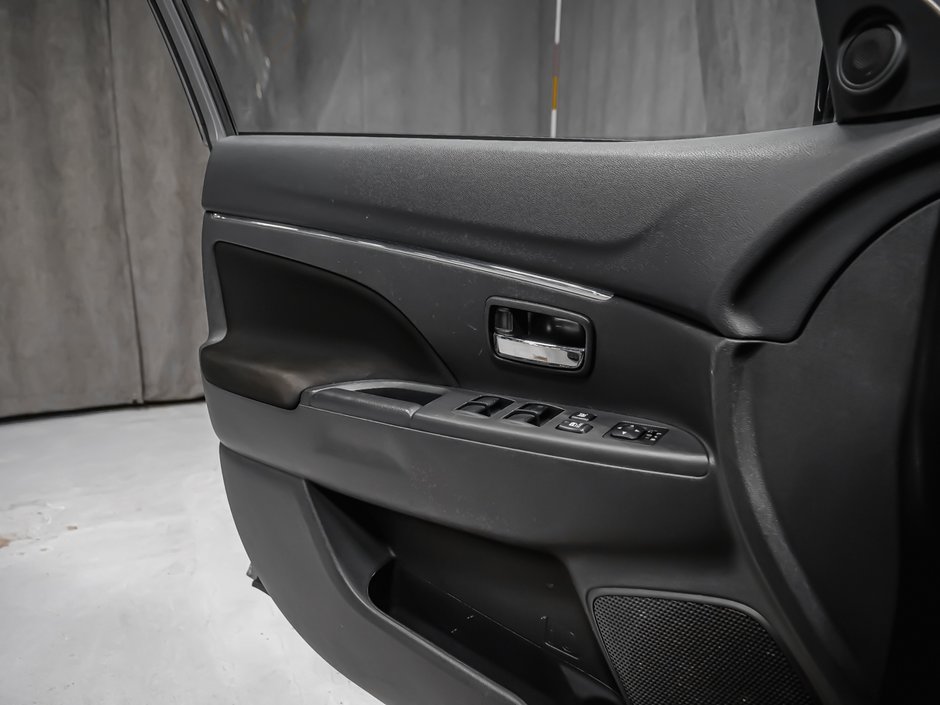 Mitsubishi RVR  2016-8