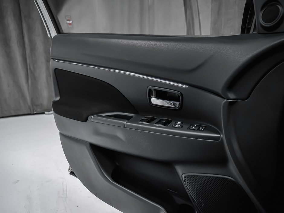 2019 Mitsubishi RVR SE 4WD APPLE CARPLAY CAMERA DE RECUL-8