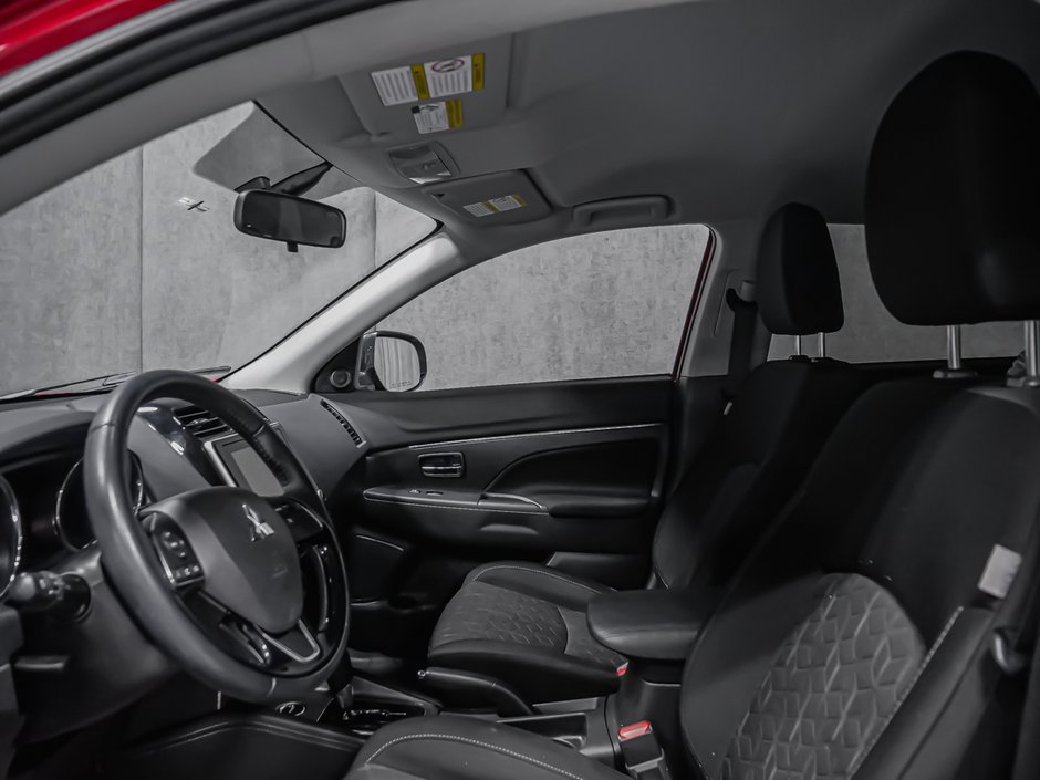 Mitsubishi RVR  2022-10