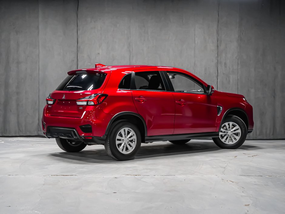 2024 Mitsubishi RVR SE-3