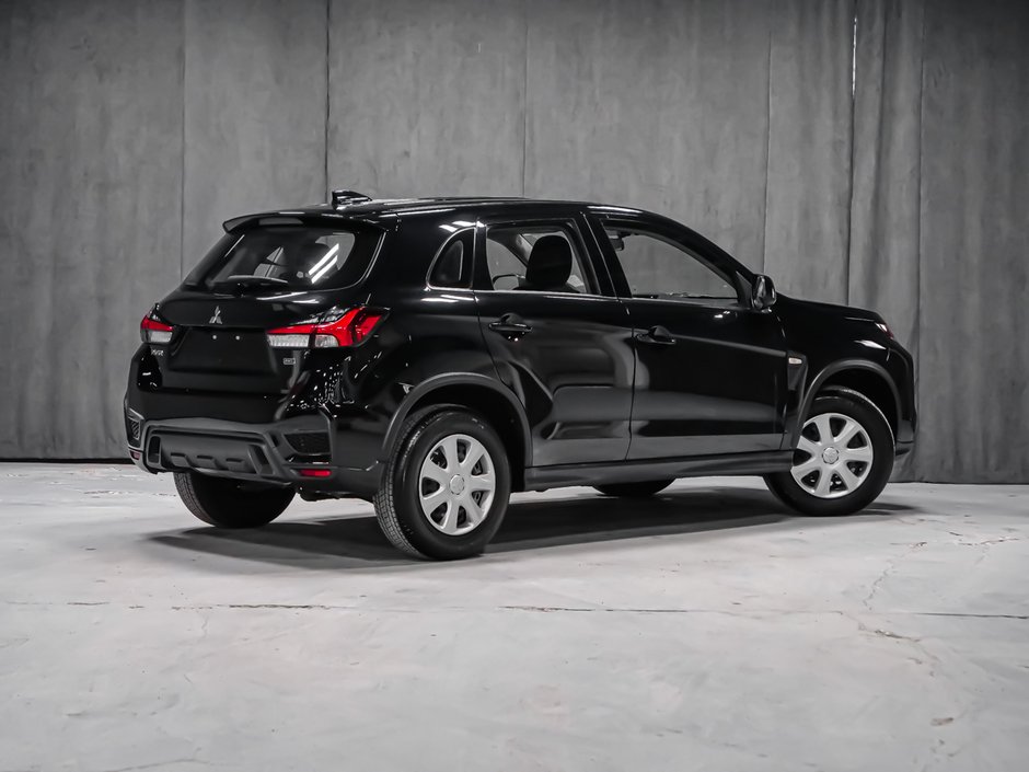 Mitsubishi RVR ES 2024-3