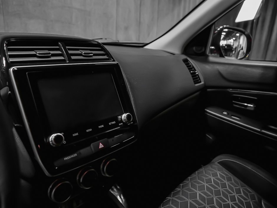 2024 Mitsubishi RVR SE-11