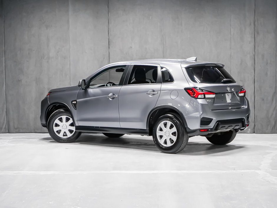 2024 Mitsubishi RVR ES  APPLE CAR PLAY-3