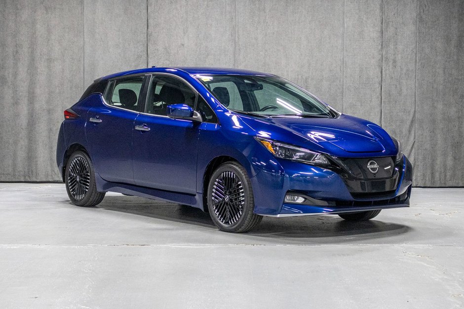 Nissan Leaf SV 2023-2