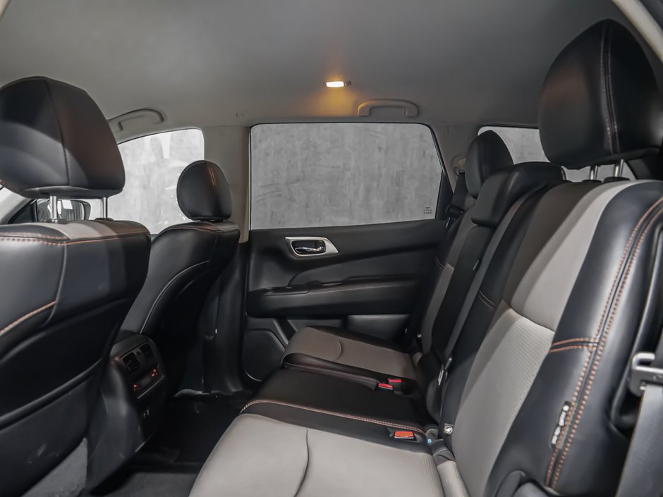 Nissan Pathfinder SV ROCK CREEK 2019-14