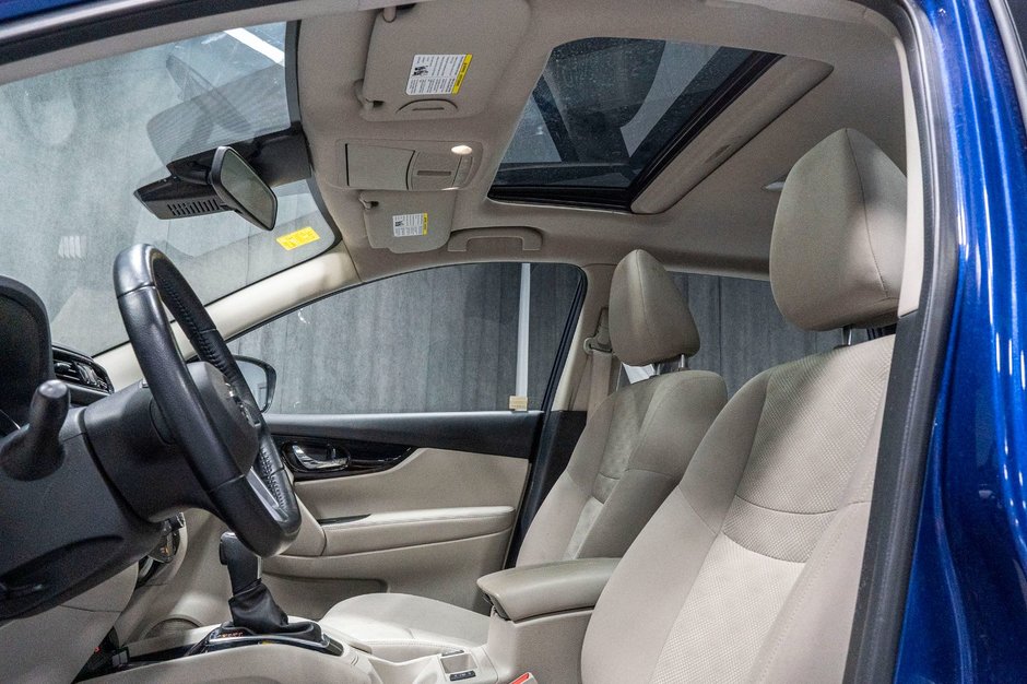 Nissan Qashqai SV 2023-11