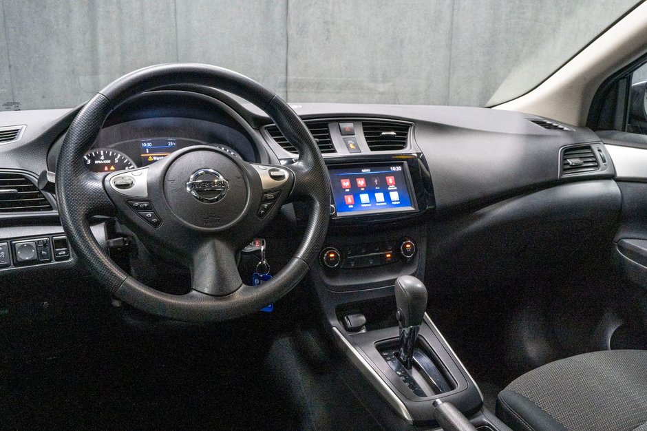 Nissan Sentra  2019-7