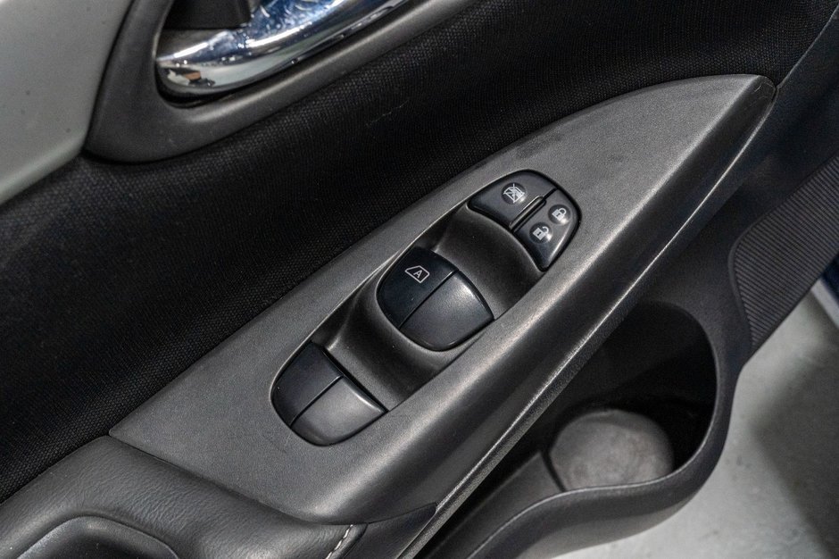 Nissan Sentra  2019-10