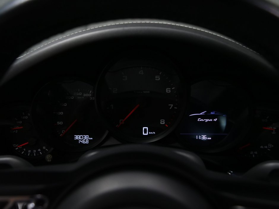 Porsche 911 TARGA 4 MANUAL 2018-27