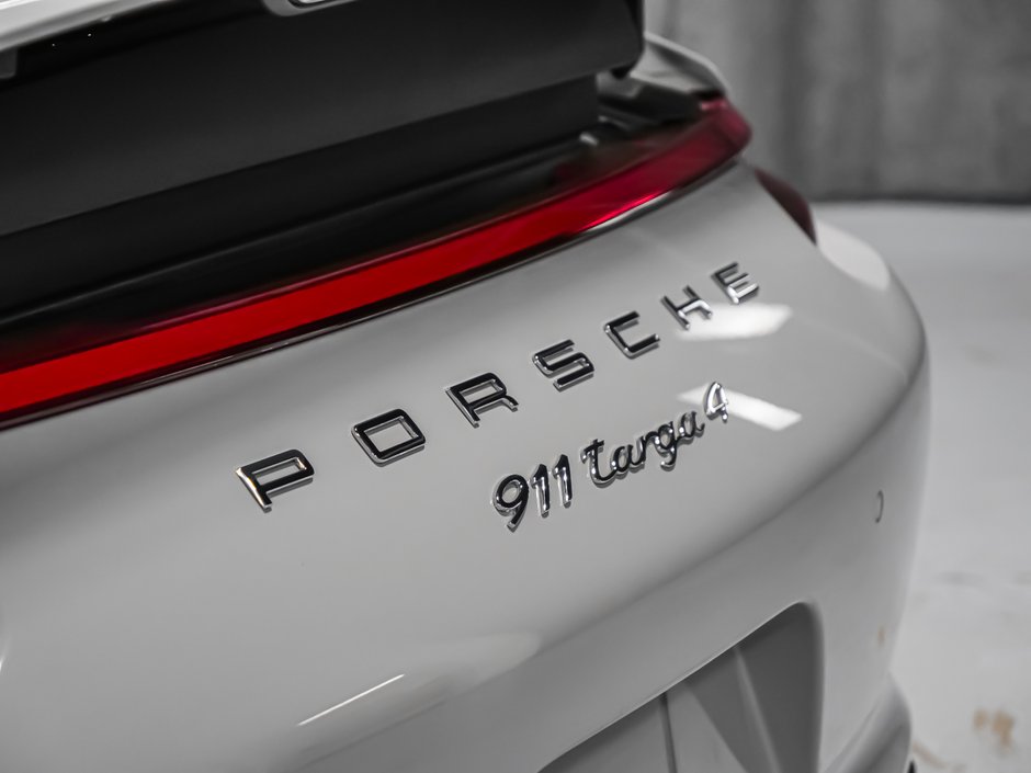 Porsche 911 TARGA 4 MANUAL 2018-10