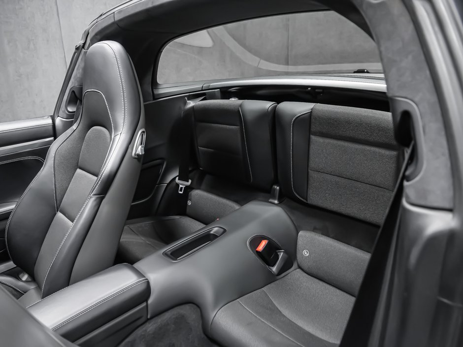 Porsche 911 TARGA 4 MANUAL 2018-32