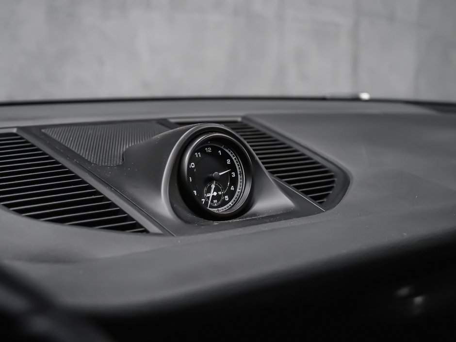 Porsche Macan S 2022-13