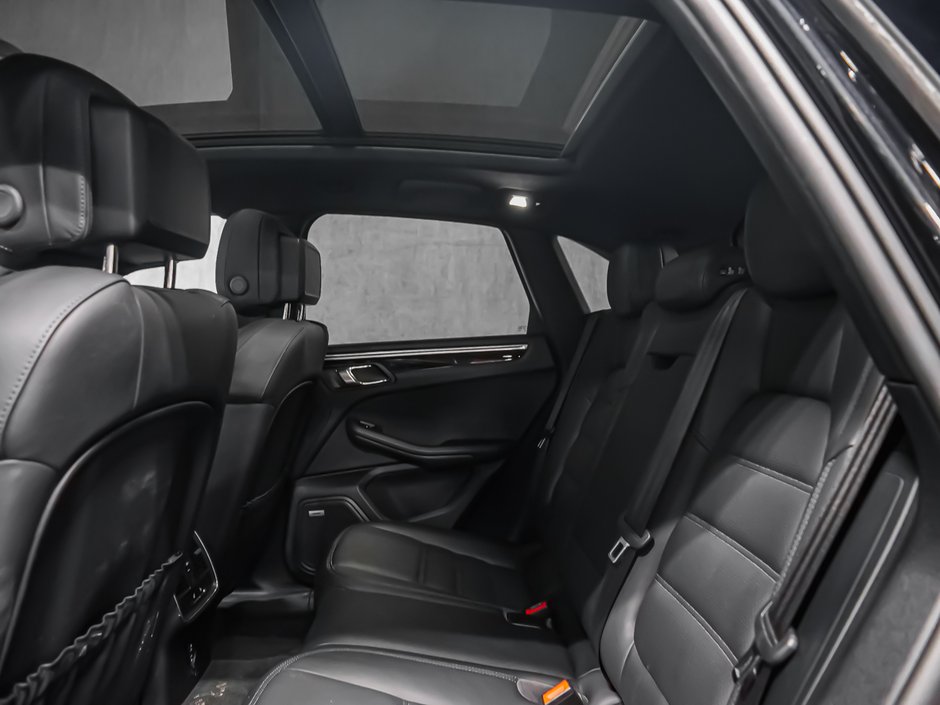 Porsche Macan S 2022-16