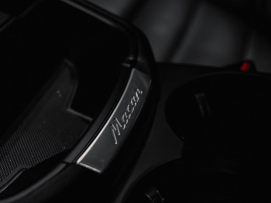 2023 Porsche Macan GTS-12