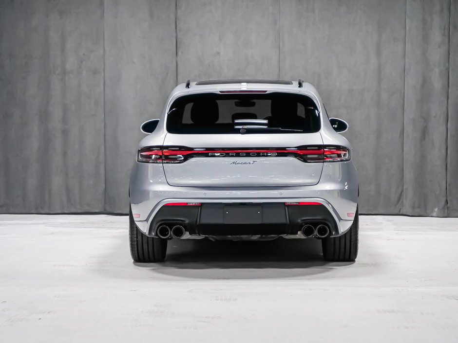 2025 Porsche Macan T-4