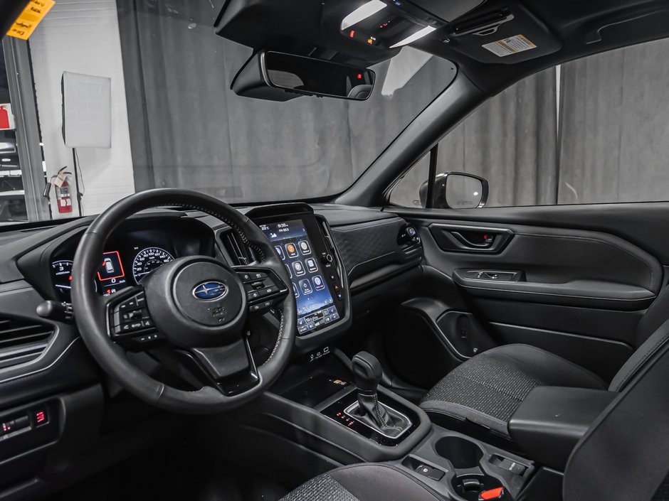 Subaru Forester Touring 2025-1