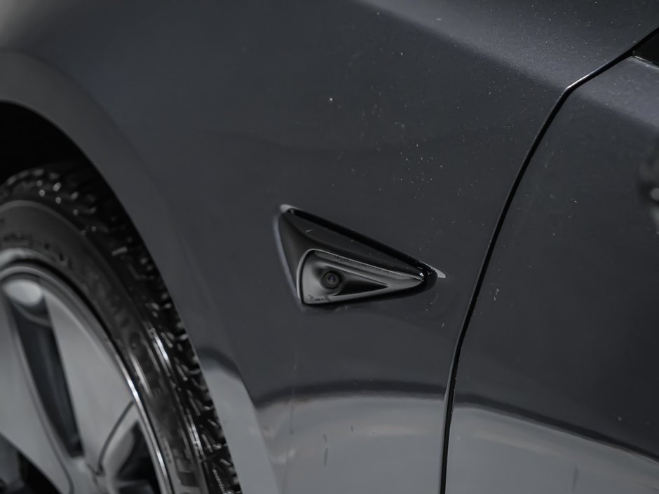 Tesla Model 3  2023-6