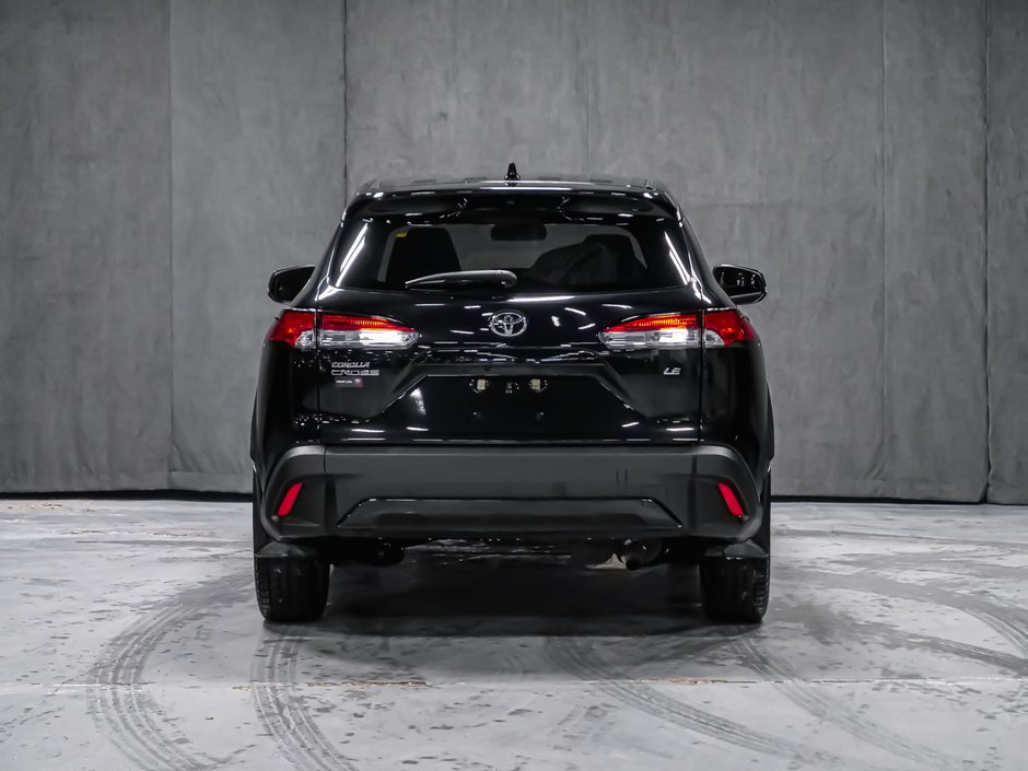 Toyota Corolla Cross LE 2023-5