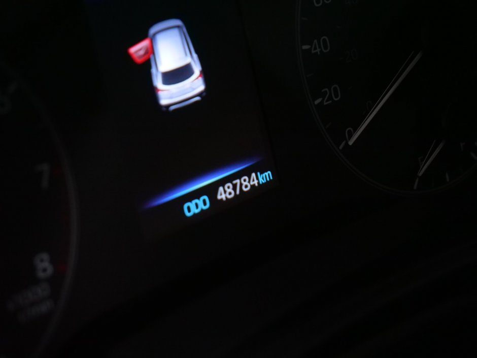 Toyota Corolla Cross LE 2023-9