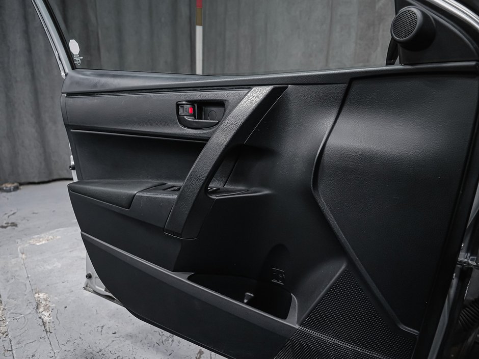 Toyota Corolla  2017-13