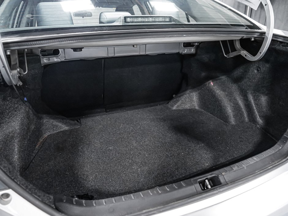 Toyota Corolla  2017-10