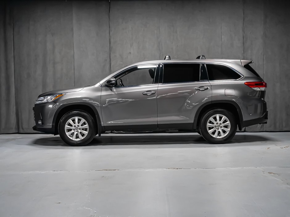 Toyota Highlander LE 2019-3