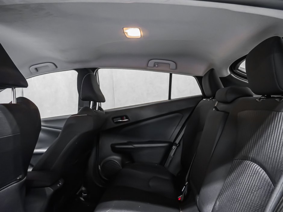 2021 Toyota PRIUS PRIME-15