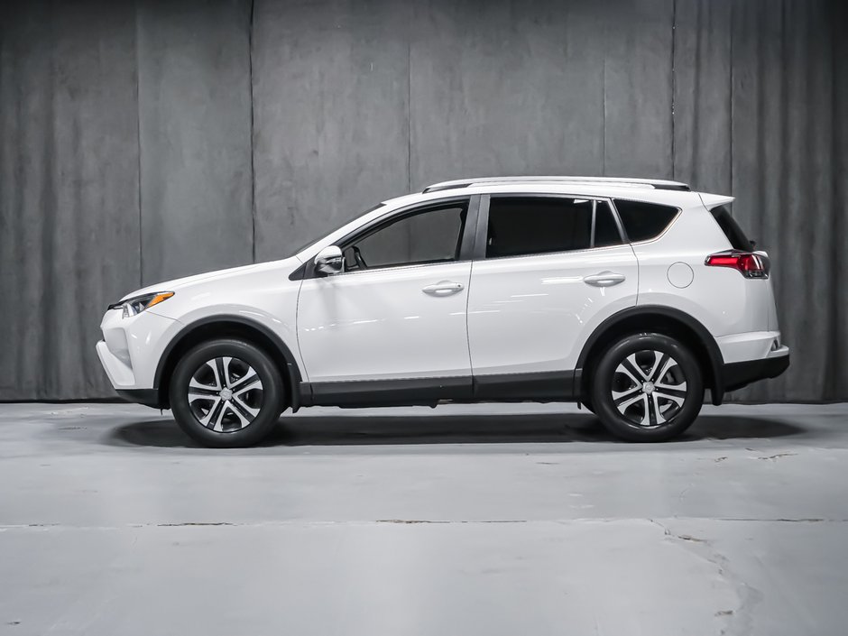 2017 Toyota RAV4 LE-4