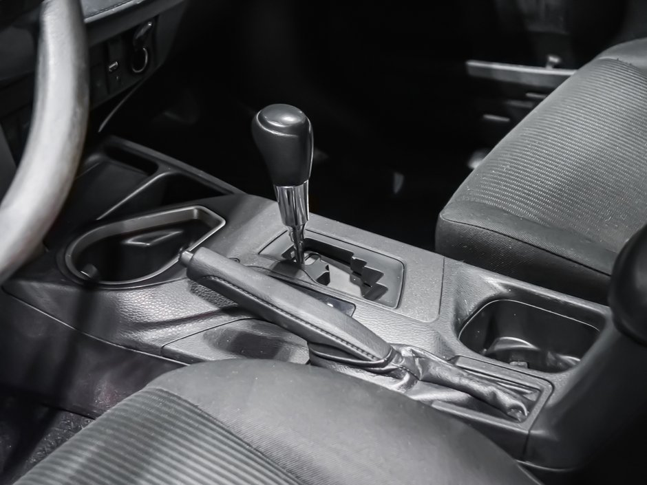 2017 Toyota RAV4 LE-7