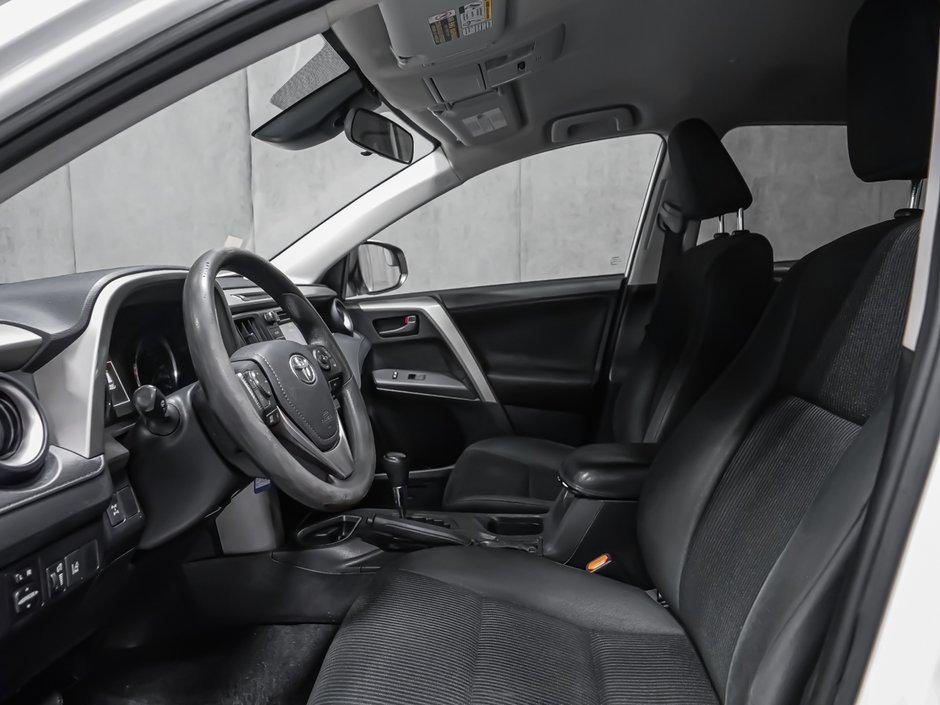 2017 Toyota RAV4 LE-11