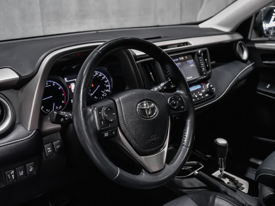 2018 Toyota RAV4 LIMITED-8