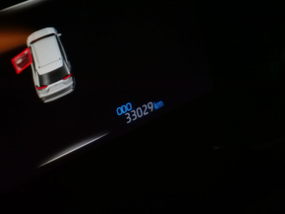 Toyota RAV4 HYBRID LIMITED 2021-10