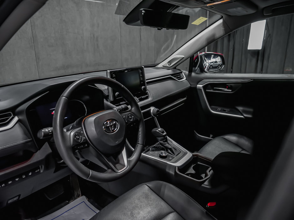 Toyota RAV4 HYBRID LIMITED 2021-7