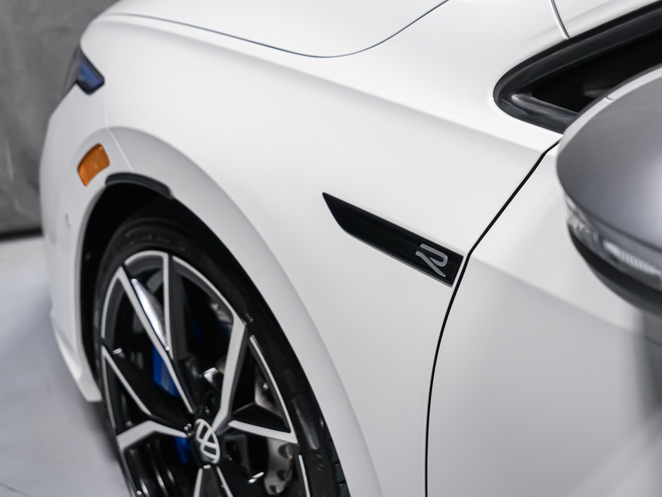 Volkswagen Golf R SPORT SIÈGES VENTILÉS VOLANT CHAUFFANT 2023-7
