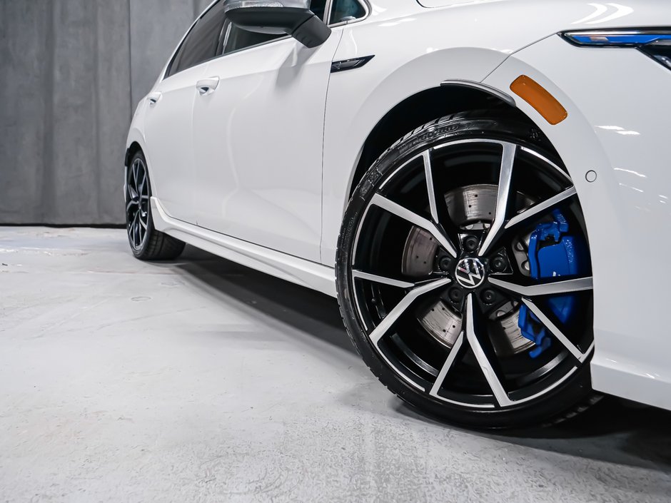 Volkswagen Golf R SPORT SIÈGES VENTILÉS VOLANT CHAUFFANT 2023-18