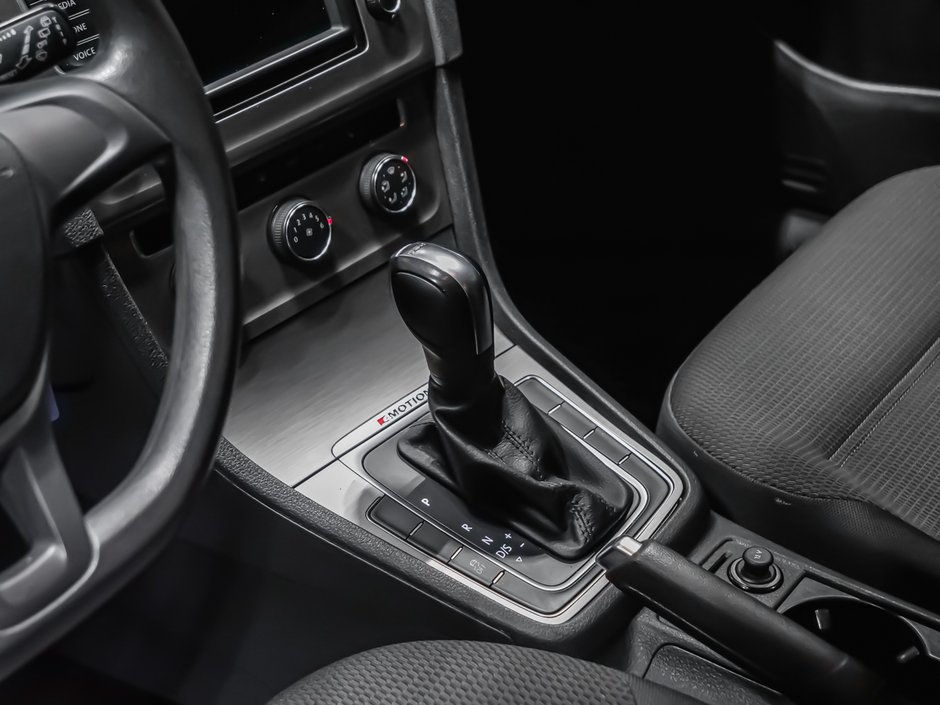 2017 Volkswagen GOLF SPORTWAGEN-8