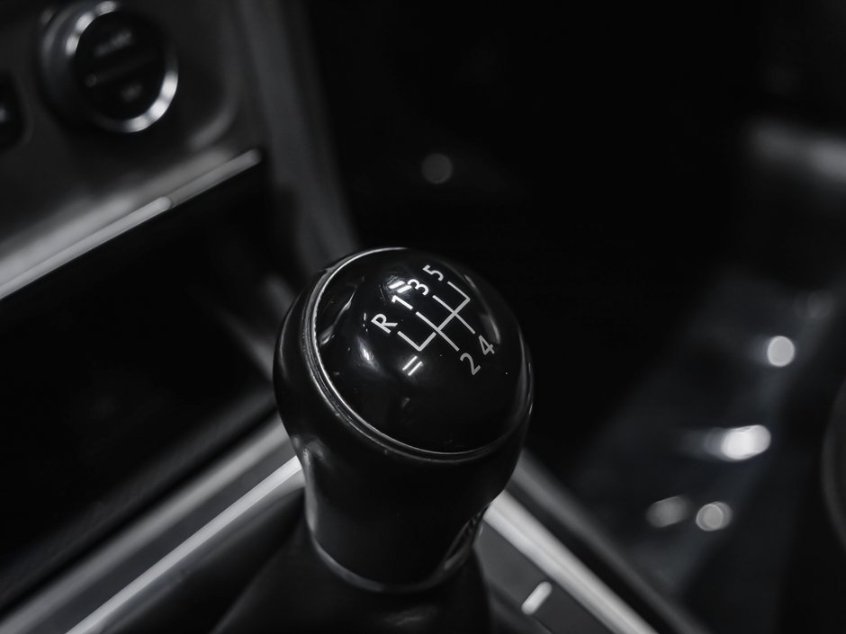 Volkswagen Golf  2017-11