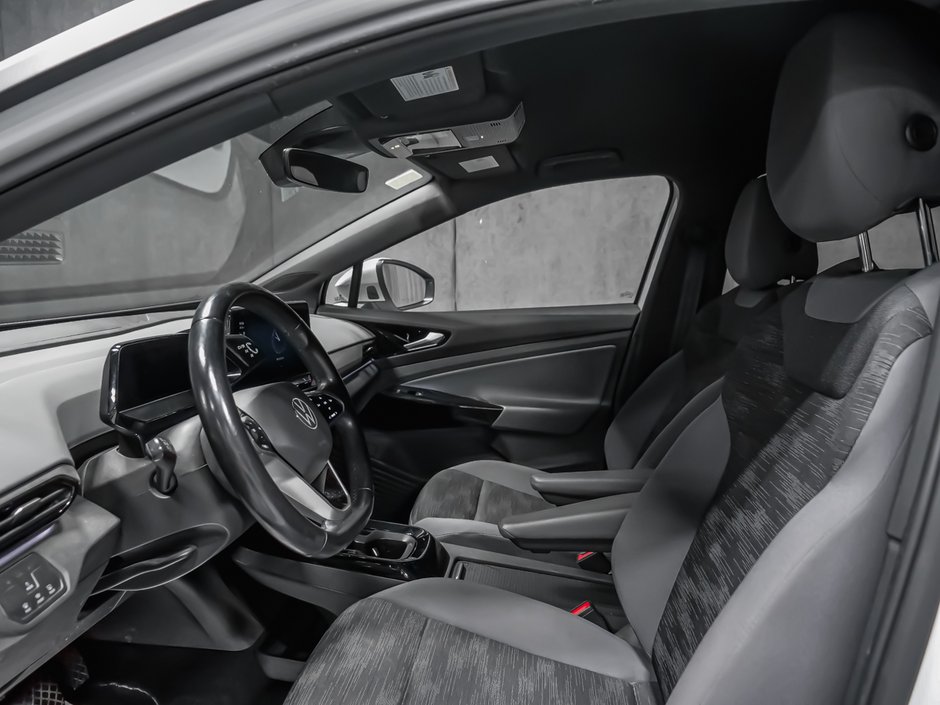 2021 Volkswagen ID.4 PRO-13