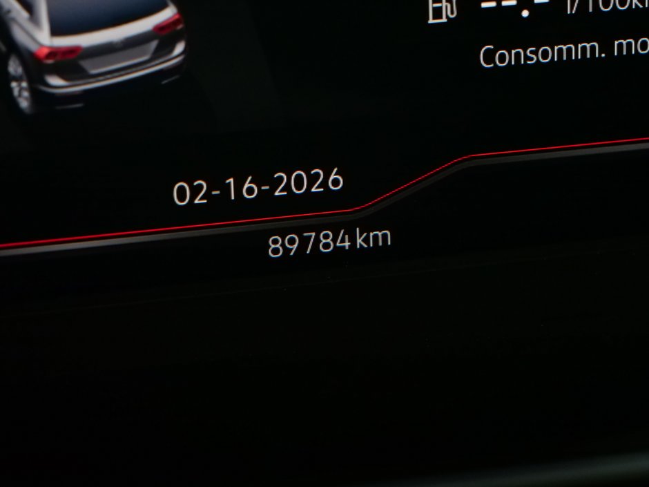 Volkswagen Tiguan Comfortline R-Line Black Edition 2022-13