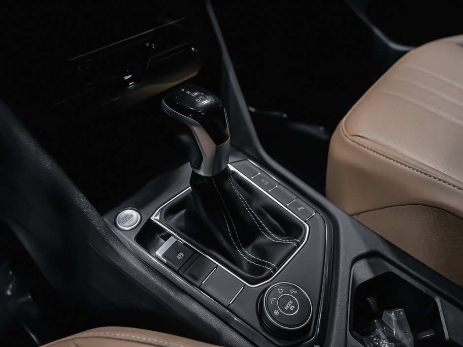 Volkswagen Tiguan Comfortline R-Line Black Edition 2022-11