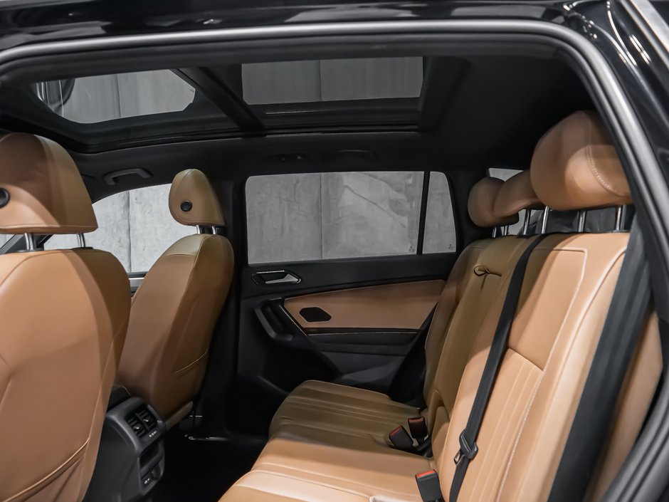 Volkswagen Tiguan Comfortline R-Line Black Edition 2022-15