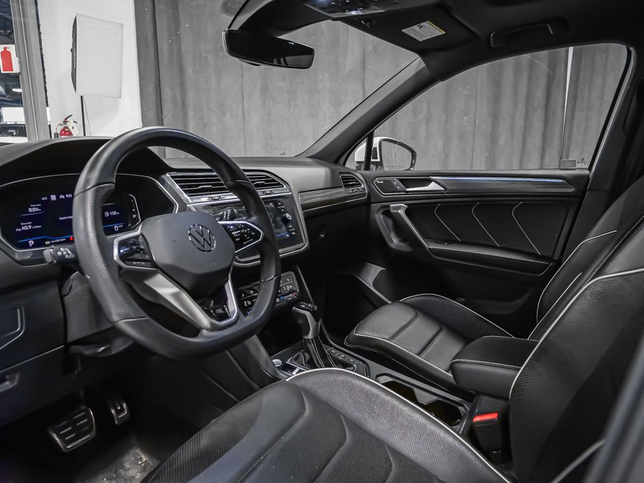 2024 Volkswagen Tiguan Highline R-Line-1