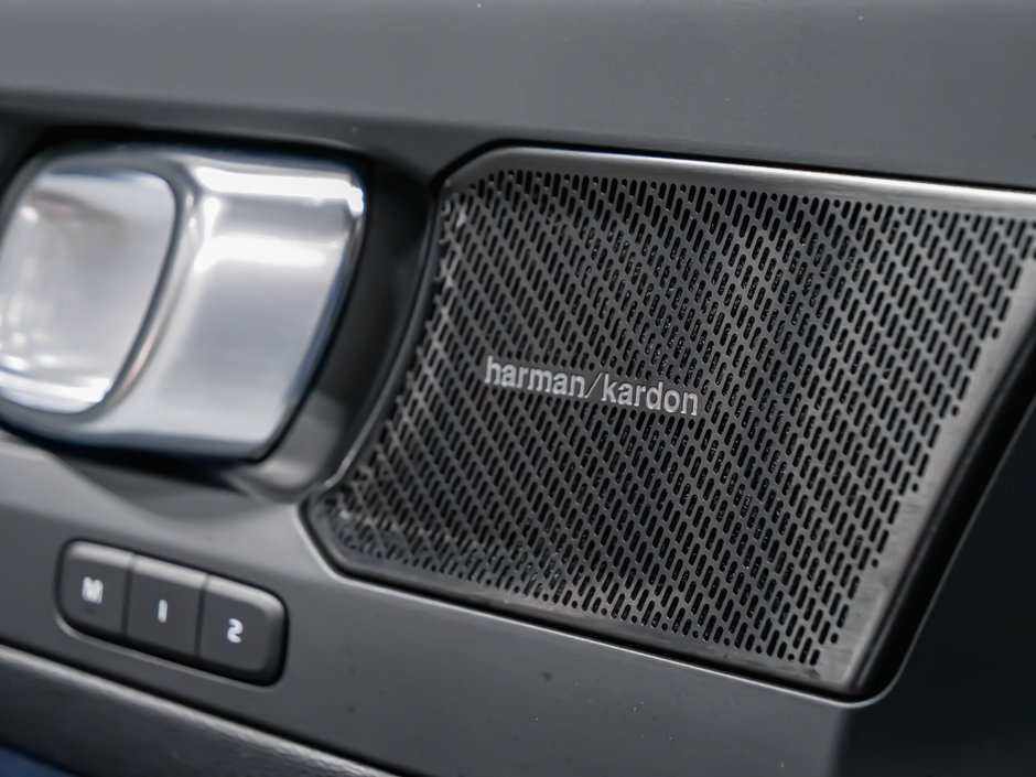 Volvo C40 Recharge Pure Electric ULTIMATE 2022-10