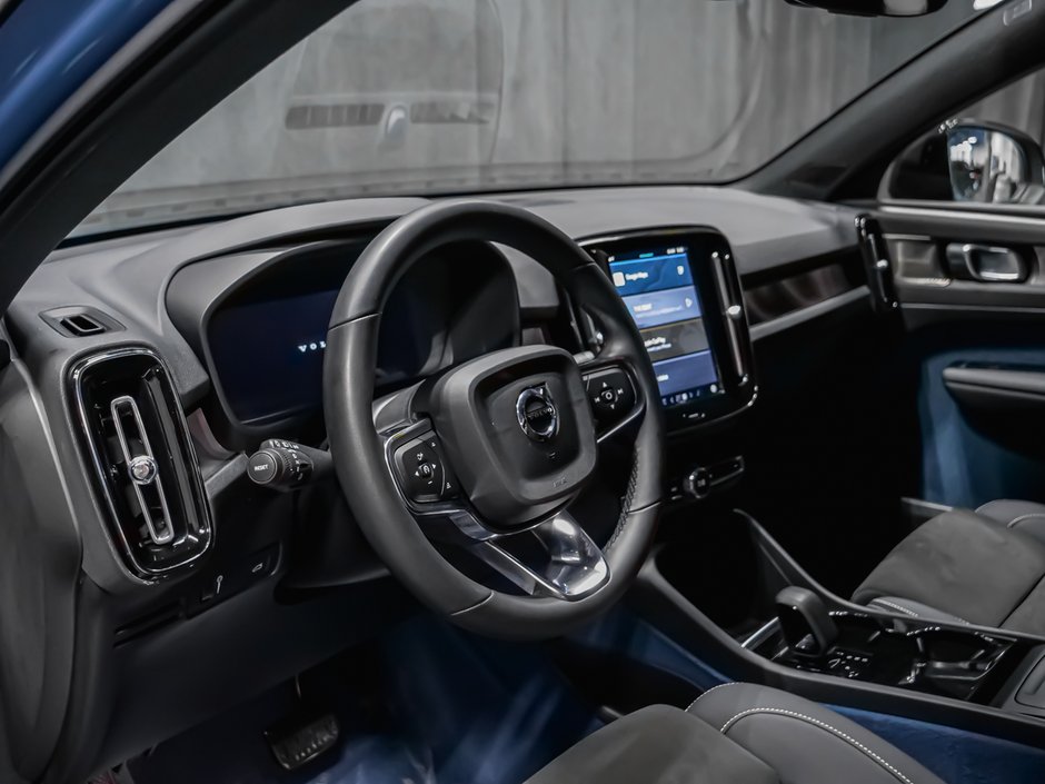 Volvo C40 Recharge Pure Electric ULTIMATE 2022-8