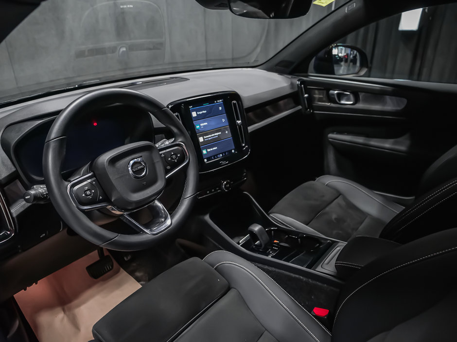 2023 Volvo C40 Recharge Pure Electric ULTIMATE-9
